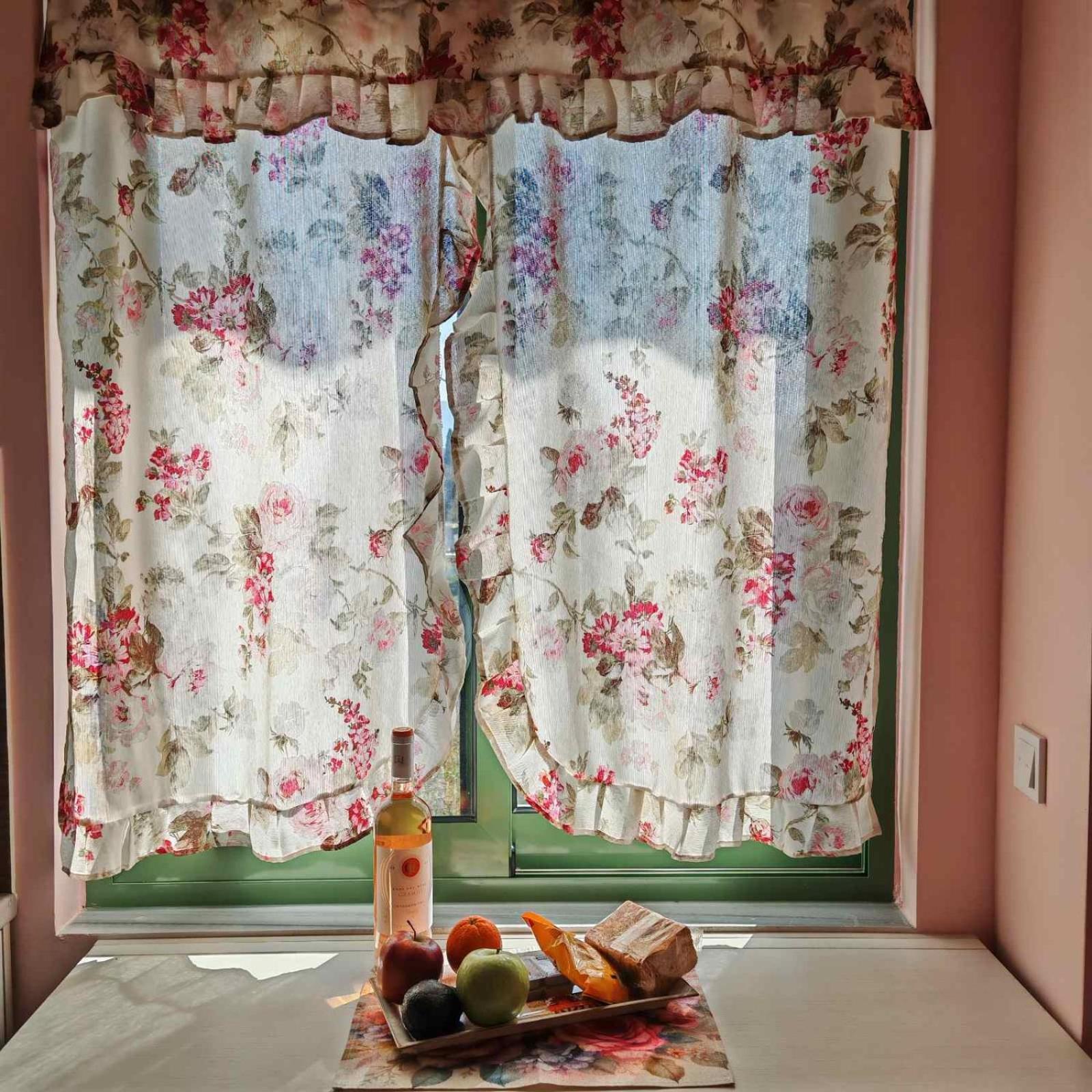 Domenica's Corfu - Roses Alepou